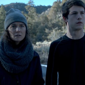 The Open House: Dylan Minnette e Piercey Dalton in una scena