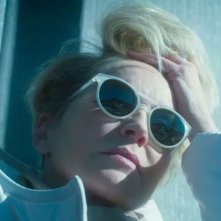 Mosaic: un primo piano di Sharon Stone