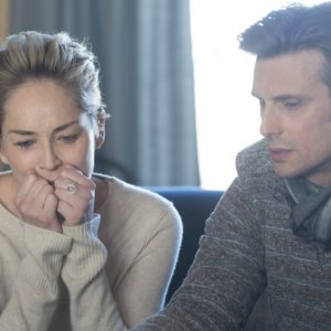 Mosaic: Sharon Stone in una scena