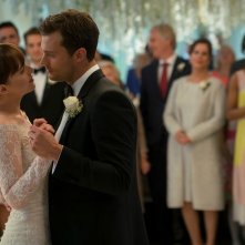 Cinquanta sfumature di rosso: Dakota Johnson e Jamie Dornan in un momento del film