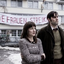 Contro l'ordine divino: Marie Leuenberger e Maximilian Simonischek in una scena del film