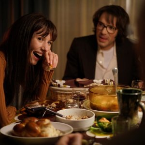 Un amore sopra le righe: Doria Tillier e Nicolas Bedos in una scena del film