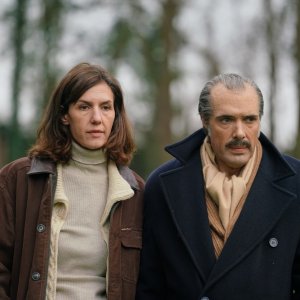 Un amore sopra le righe: Doria Tillier e Nicolas Bedos in un momento del film