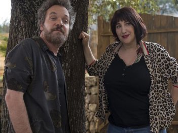 Vengo anch'io: Corrado Nuzzo e Maria Di Biase in una scena del film