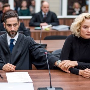 Oltre la notte: Diane Kruger e Denis Moschitto in una scena del film