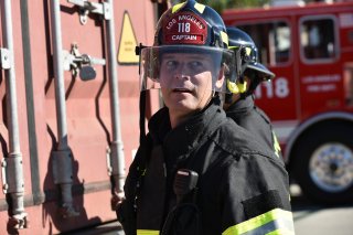 9-1-1: Peter Krause in una foto della serie