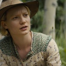 Damsel: Mia Wasikowska in una scena del film