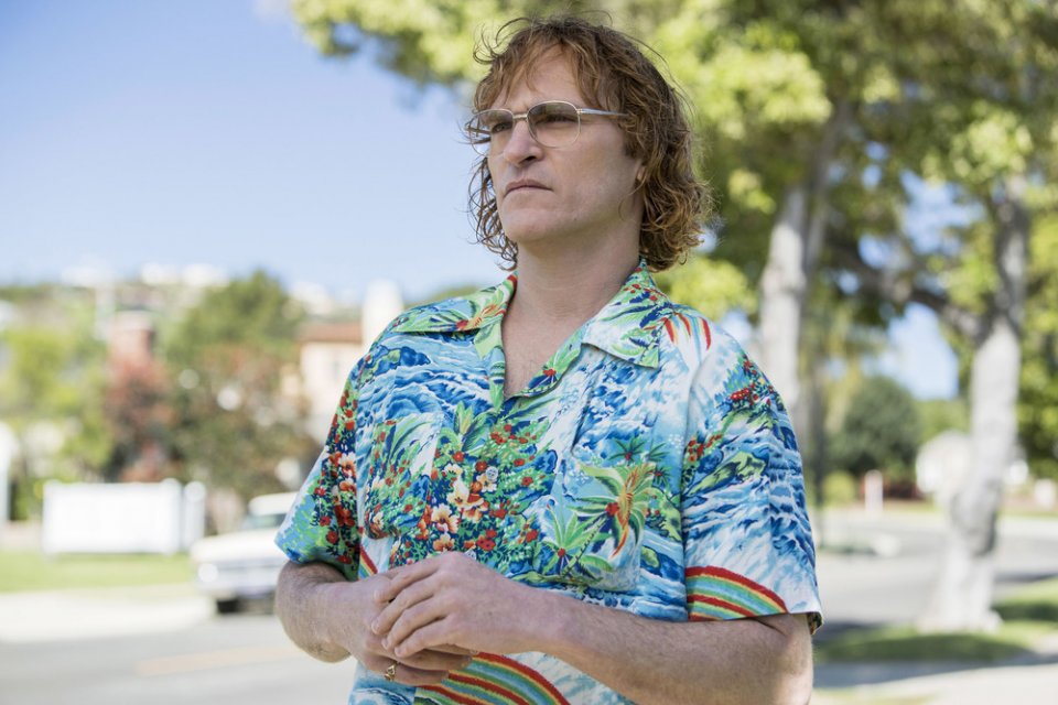 Don't Worry, He Won't Get Far on Foot: Joaquin Phoenix in una scena del film