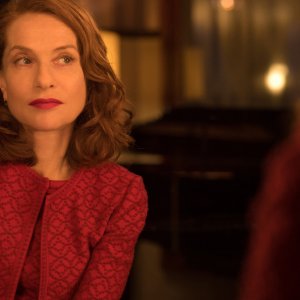 Eva: Isabelle Huppert in una scena del film