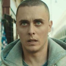 La terra dell'abbastanza: Matteo Olivetti in una scena del film