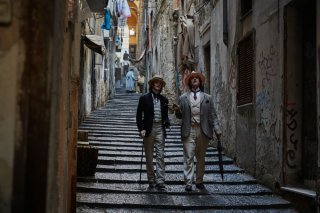 The Happy Prince: Rupert Everett e Colin Morgan in un momento del film
