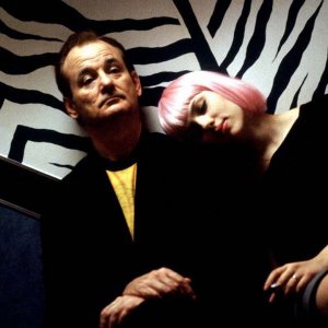 Lost in Translation - L'amore tradotto: Bill Murray e Scarlett Johansson in una scena del film