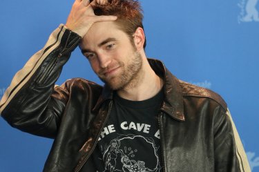 Berlino 2018: Robert Pattinson al photocall di Damsel