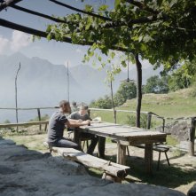La terra buona: Fabrizio Ferracane e Christian Di Sante in una scena del film