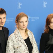 Berlino 2018: Isabelle Huppert, Gaspard Ulliel e Julia Roy al photocall di Eva