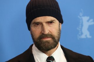 Berlino 2018: uno scatto di Rupert Everett al photocall di The Happy Prince