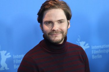 Berlino: Daniel Brühl al photocall di 7 Days in Entebbe