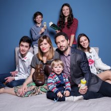 E' arrivata la felicità: un'immagine promozionale del cast