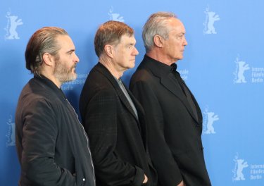 Berlino 2018: Joaquin Phoenix, Udo Kier e Gus Van Sant al photocall di Don't Worry, He Won't Get Far on Foot