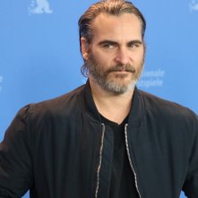 Berlino 2018: uno scatto di Joaquin Phoenix al photocall di Don't Worry, He Won't Get Far on Foot