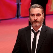 Berlino 2018: una foto di Joaquin Phoenix sul red carpet di Don't Worry, He Won't Get Far On Foot