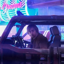 Mute: una scena con Justin Theroux