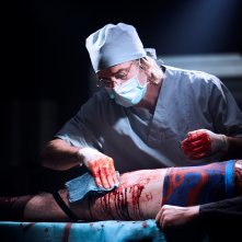 Mute: Justin Theroux in una scena del film