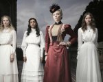 Picnic ad Hanging Rock: La serie che spazza via il sottile lavoro di Peter Weir