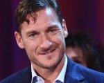 C’è posta per te, stasera Francesco Totti e Giorgia ospiti di Maria De Filippi