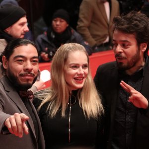 Berlino 2018: Manuel Alcalá e Alonso Ruizpalacios sul red carpet della cerimonia di premiazione