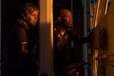 The Walking Dead: Lennie James e Melissa McBride in una scena dell'episodio Honor