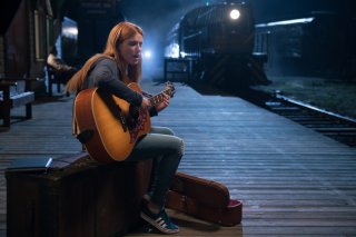 Il sole a mezzanotte - Midnight Sun: Bella Thorne in un momento del film