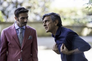 Una festa esagerata: Vincenzo Salemme e Andrea Di Maria in una scena del film