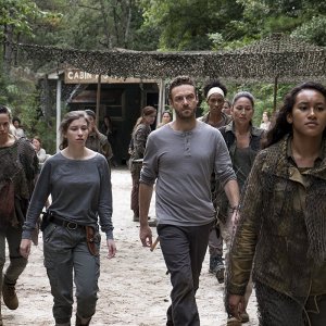 The Walking Dead: Briana Venskus, Ross Marquand, Nicole Barré, Sydney Park nell'episodio The Lost and the Plunderers