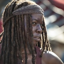 The Walking Dead: Danai Gurira nell'episodio The Lost and the Plunderers