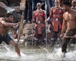 Black Panther: Michael B. Jordan ripaga l'apparecchio per i denti rotto da una fan per via del suo torso nudo