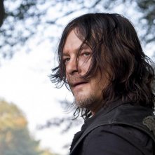 The Walking Dead: una scena con Norman Reedus nell'episodio 'Dead or Alive Or'