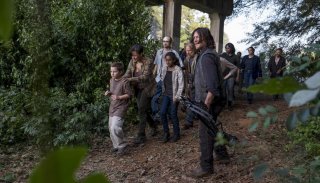 The Walking Dead: Norman Reedus nell'episodio "Dead or Alive Or"