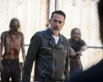 Jeffrey Dean Morgan contro i fan invadenti: 'Siete maleducati e inquietanti'