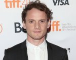 Zoe Saldana ricorda Anton Yelchin nel giorno del suo compleanno
