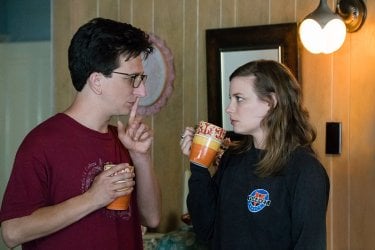 Love: Gillian Jacobs e Paul Rust in una scena della terza stagione