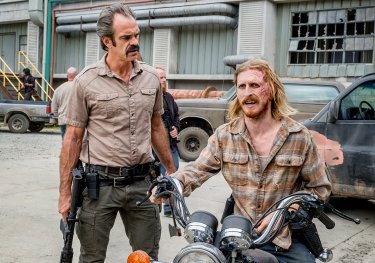 The Walking Dead: Steven Ogg e Austin Amelio nell'episodio The Key