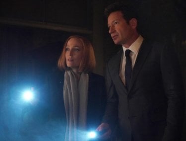 X-Files: Gillian Anderson insieme a David Duchovny in Nothing Lasts Forever