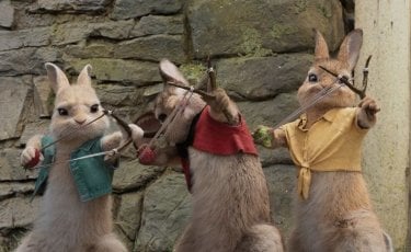 Peter Rabbit: una scena del film