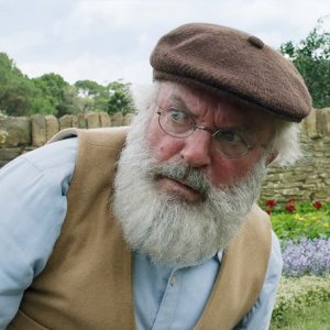 Peter Rabbit: Sam Neill in una scena del film