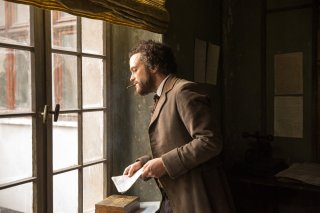 Il giovane Karl Marx: August Diehl in una scena del film
