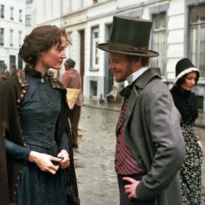 Il giovane Karl Marx: Stefan Konarske e Vicky Krieps in un momento del film