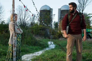 A Quiet Place - Un posto tranquillo: John Krasinski ed Emily Blunt in una scena del film