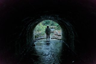 Ghost Stories: Alex Lawther in un'immagine del film