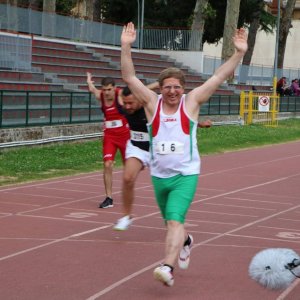 Sotto il segno della vittoria: un'immagine dal set